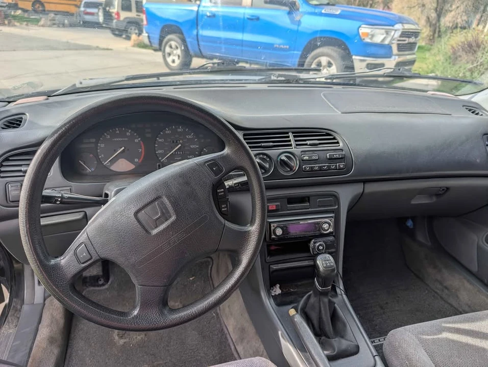 1994 Honda Accord 5th Gen - Image 7 of 8