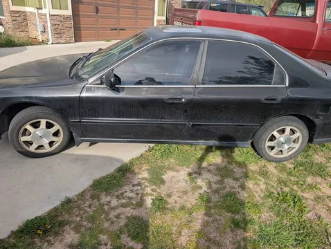 1994 Honda Accord 5th Gen - Image 2 of 8