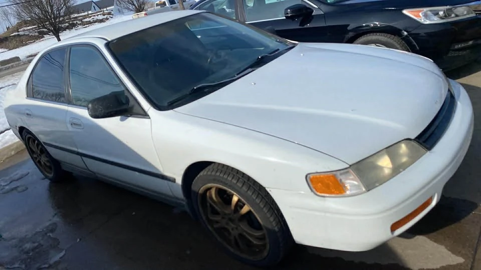 1994 Honda Accord 5th Gen - Image 5 of 11