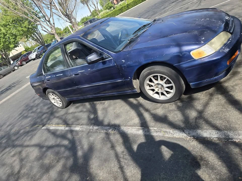 1994 Honda Accord 5th Gen - Image 2 of 7