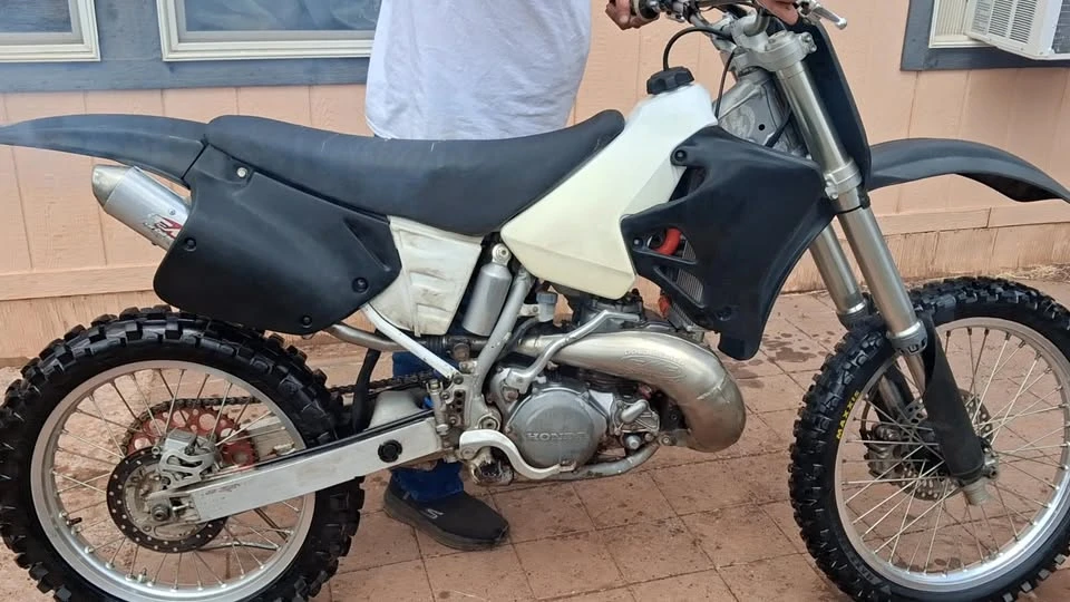 1994 Honda CR - Image 2 of 7