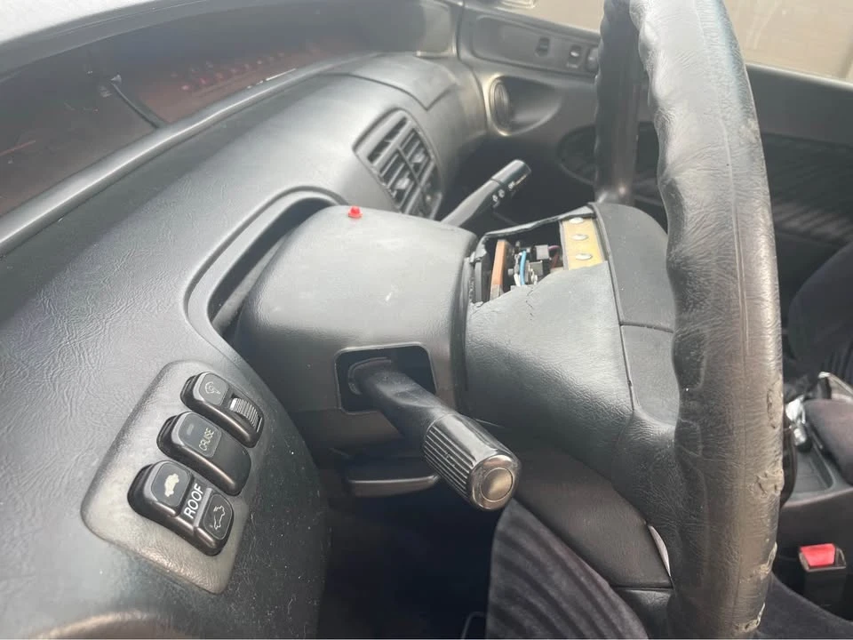 1994 Honda Prelude 4th Gen - Image 8 of 17