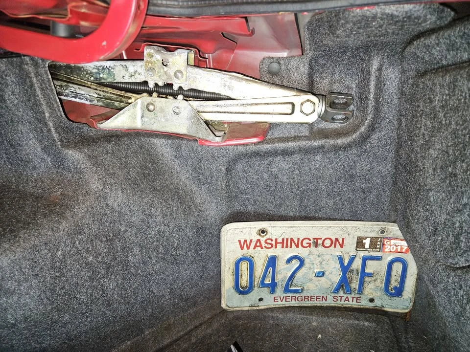 1994 Honda Prelude 4th Gen - Image 18 of 19
