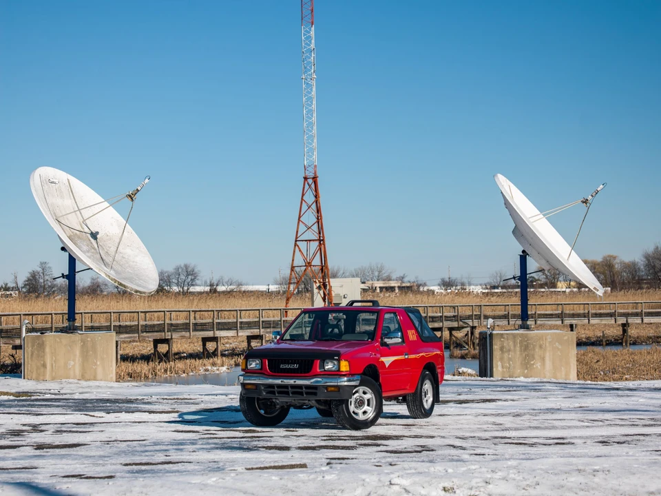 1994 Isuzu Rodeo - Image 2 of 31