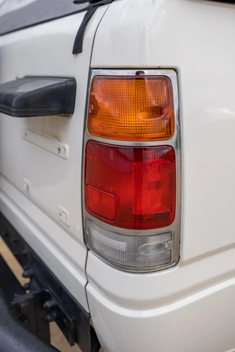 1994 Isuzu - Image 29 of 31