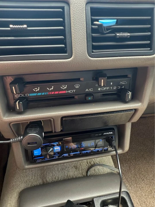 1994 Isuzu Rodeo - Image 13 of 13