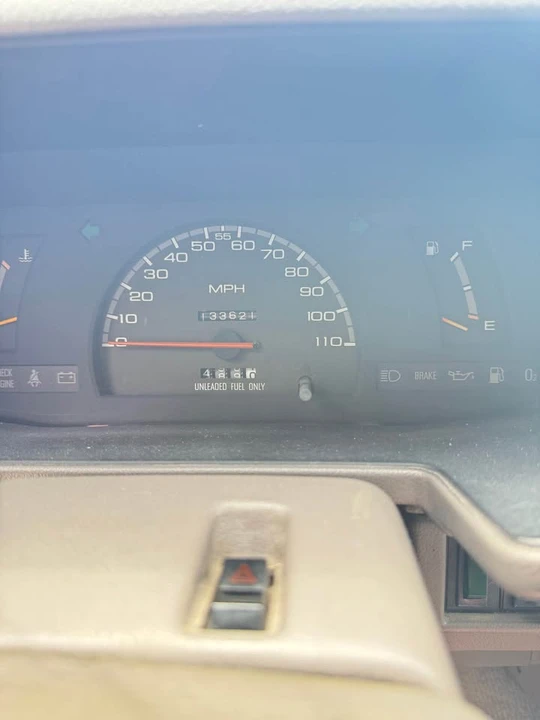 1994 Isuzu Rodeo - Image 9 of 13