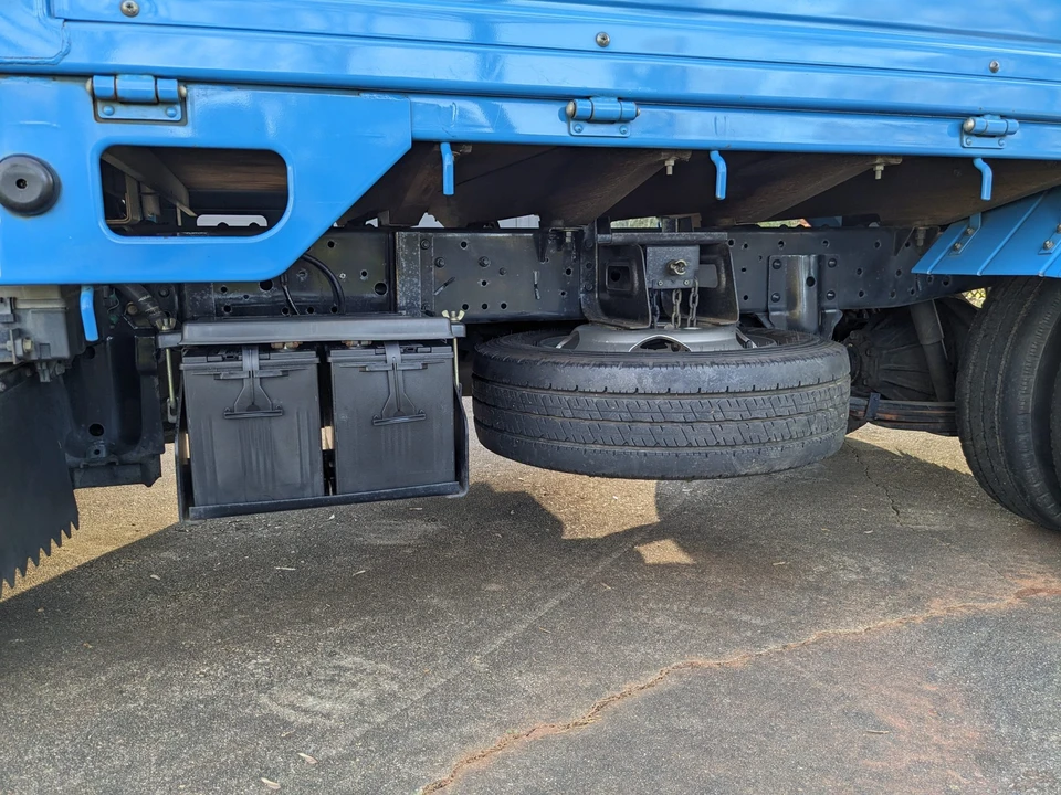 1994 Isuzu Elf - Image 26 of 31