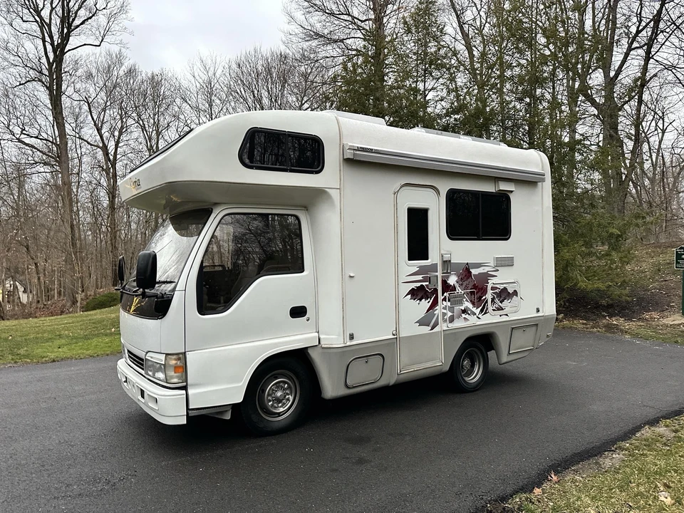 1994 Isuzu Elf - Image 2 of 31