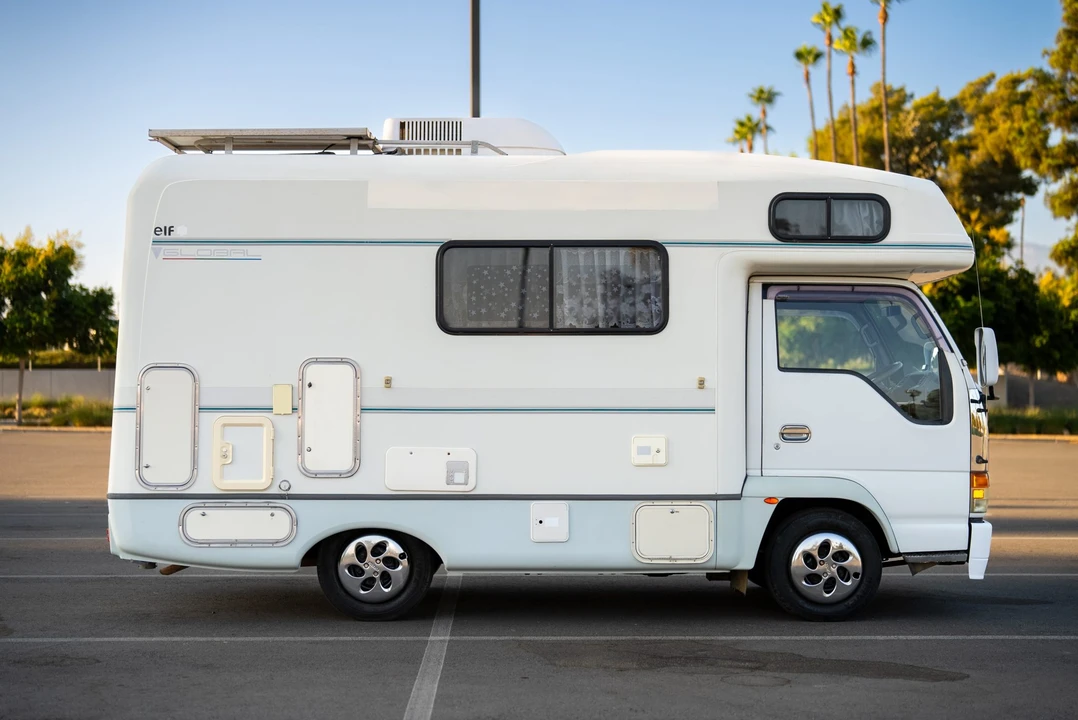 1994 Isuzu Elf - Image 18 of 31