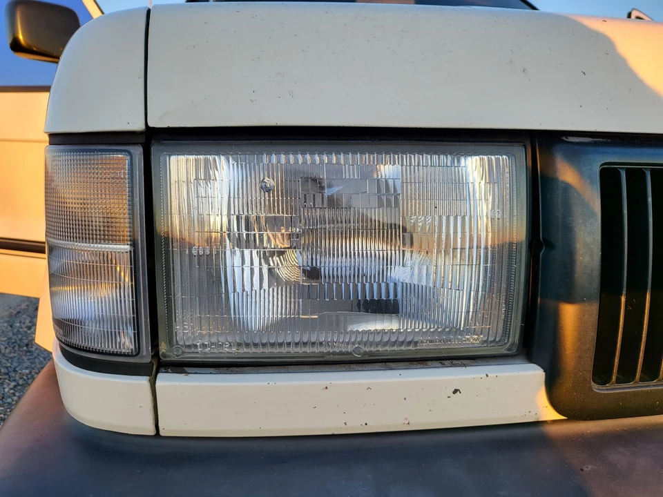 1994 Isuzu Trooper - Image 28 of 31