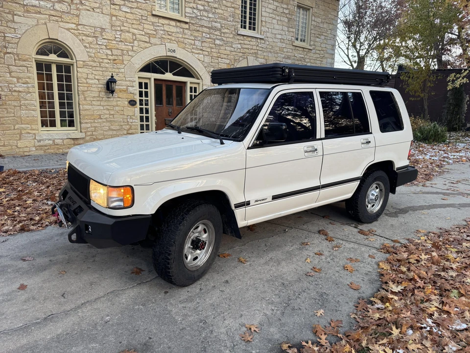 1994 Isuzu Trooper - Image 3 of 31