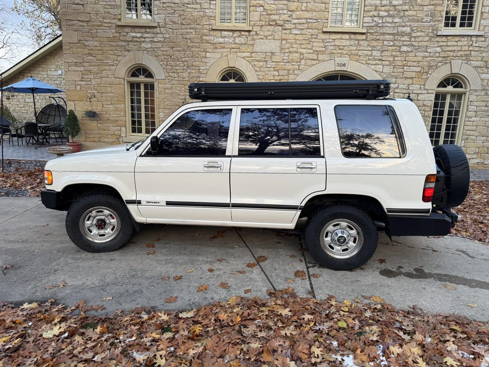 1994 Isuzu Trooper - Image 4 of 31