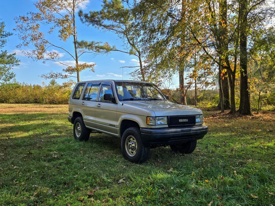 1994 Isuzu Trooper - Image 20 of 31
