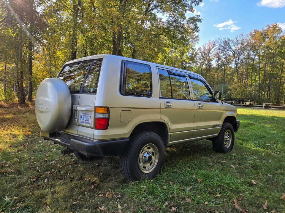 1994 Isuzu Trooper - Image 15 of 31