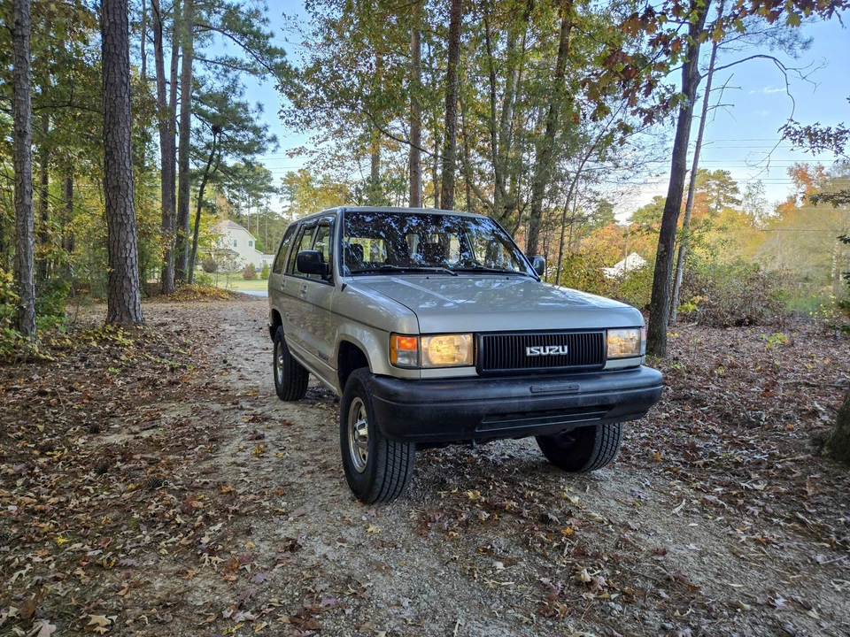 1994 Isuzu Trooper - Image 27 of 31