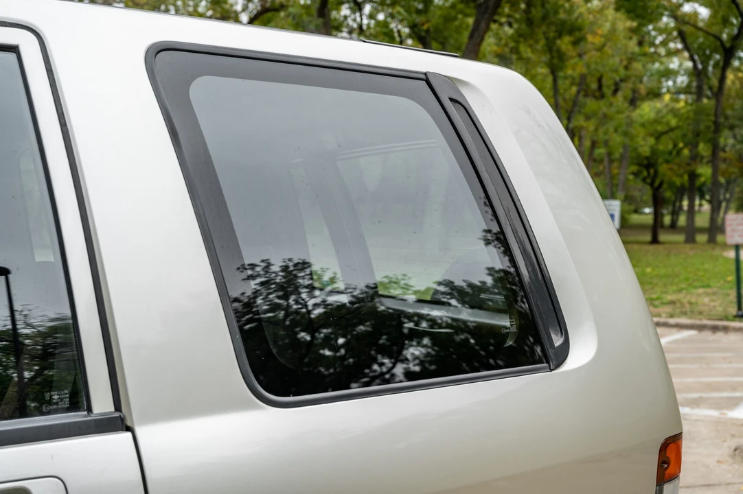 1994 Isuzu Trooper - Image 30 of 31