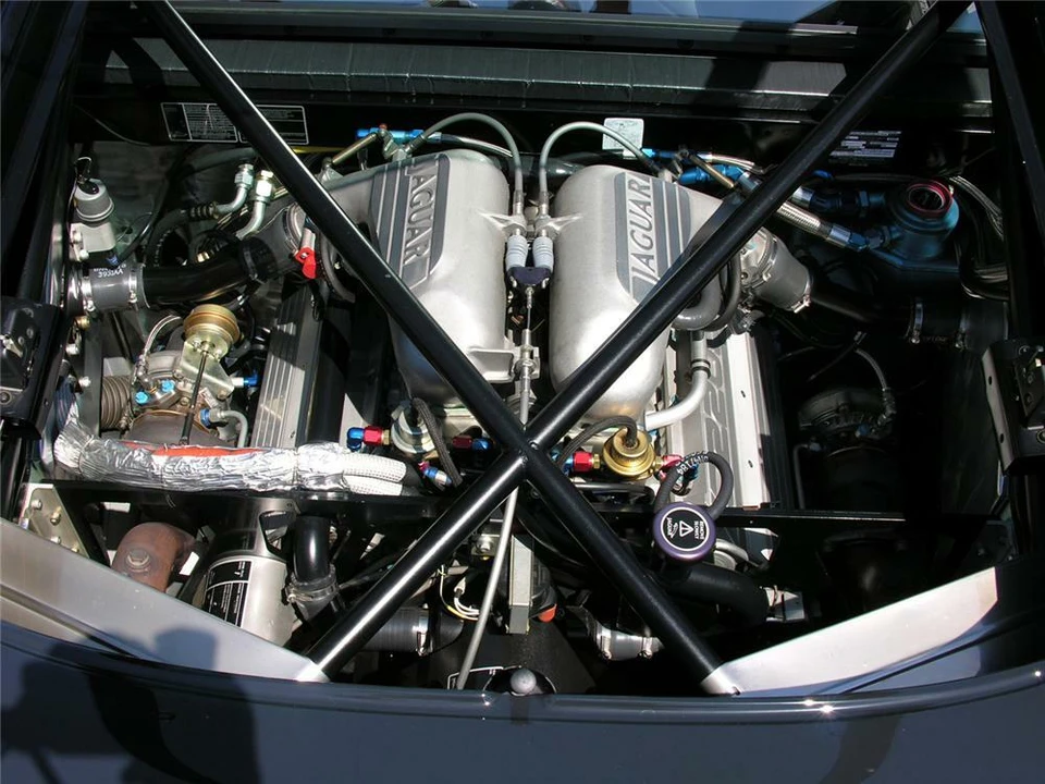 1994 Jaguar XJ220 - Image 3 of 5