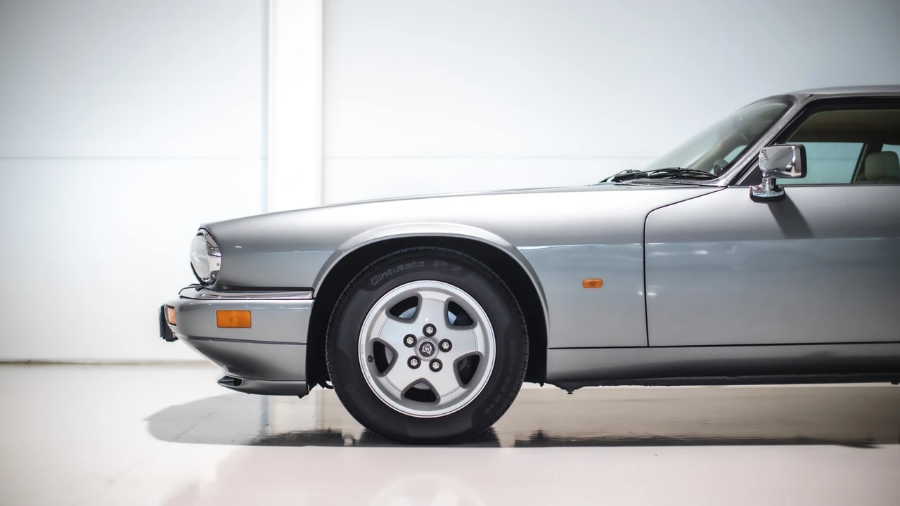 1994 Jaguar XJS Facelift AJ-16 - Image 15 of 31