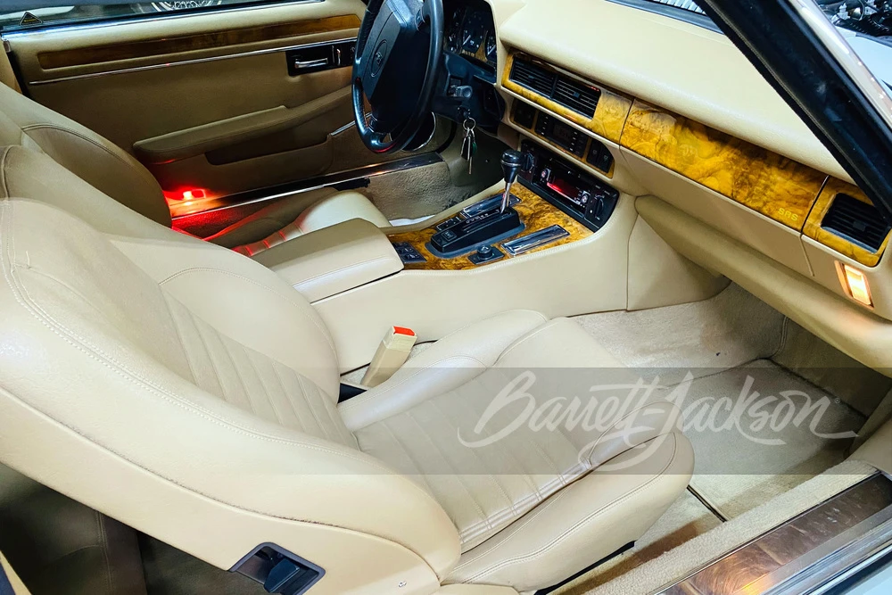 1994 Jaguar XJS Convertible - Image 9 of 10