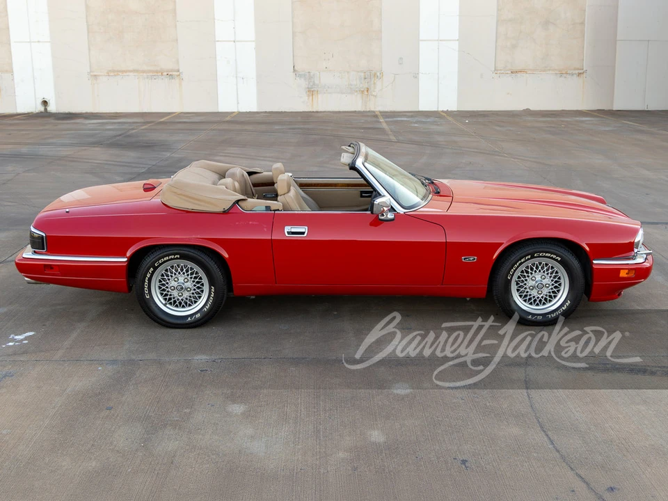 1994 Jaguar XJS Convertible - Image 2 of 31