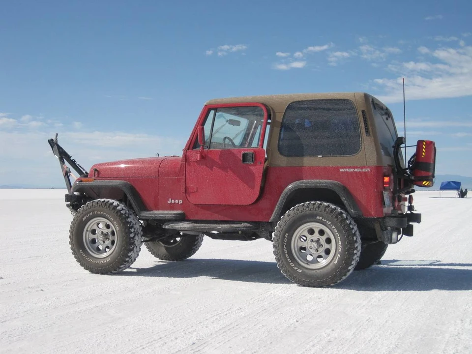 1994 Jeep YJ Wrangler - Image 14 of 14