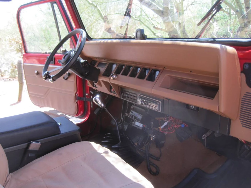 1994 Jeep YJ Wrangler - Image 13 of 14