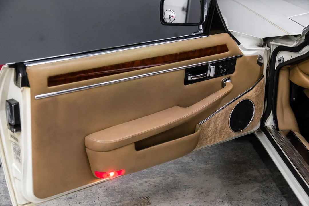 1994 Jaguar XJS Convertible - Image 24 of 31