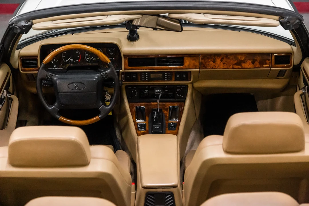 1994 Jaguar XJS Convertible - Image 15 of 31