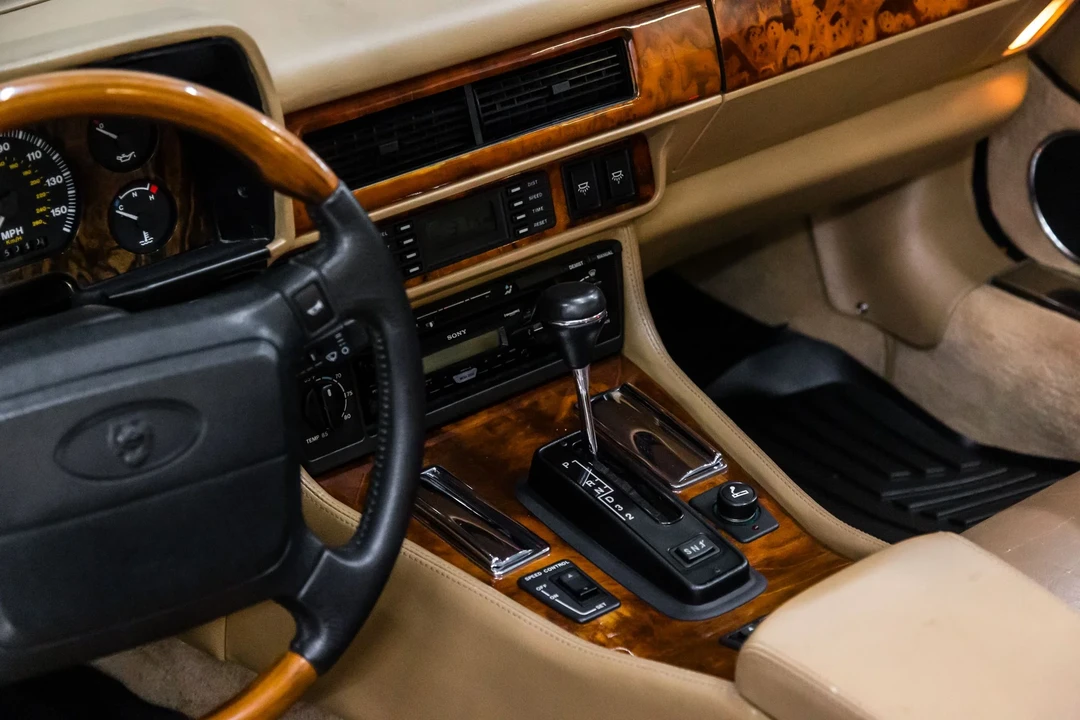 1994 Jaguar XJS Convertible - Image 29 of 31