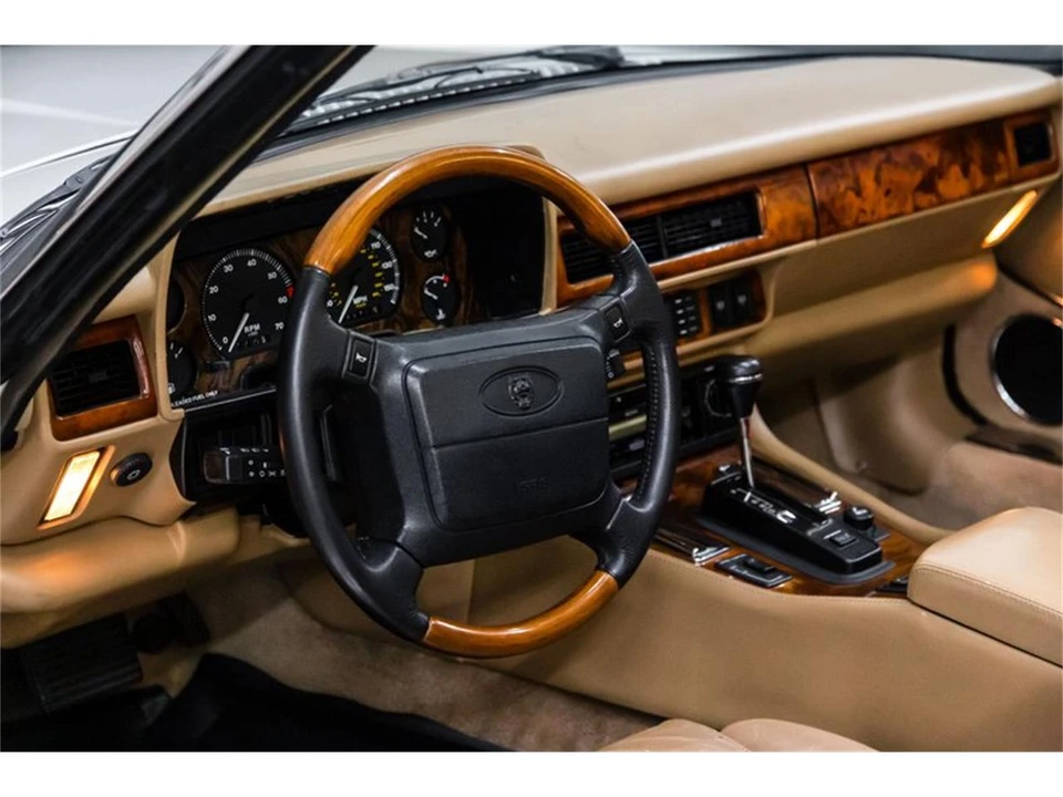 1994 Jaguar XJS Convertible - Image 27 of 31