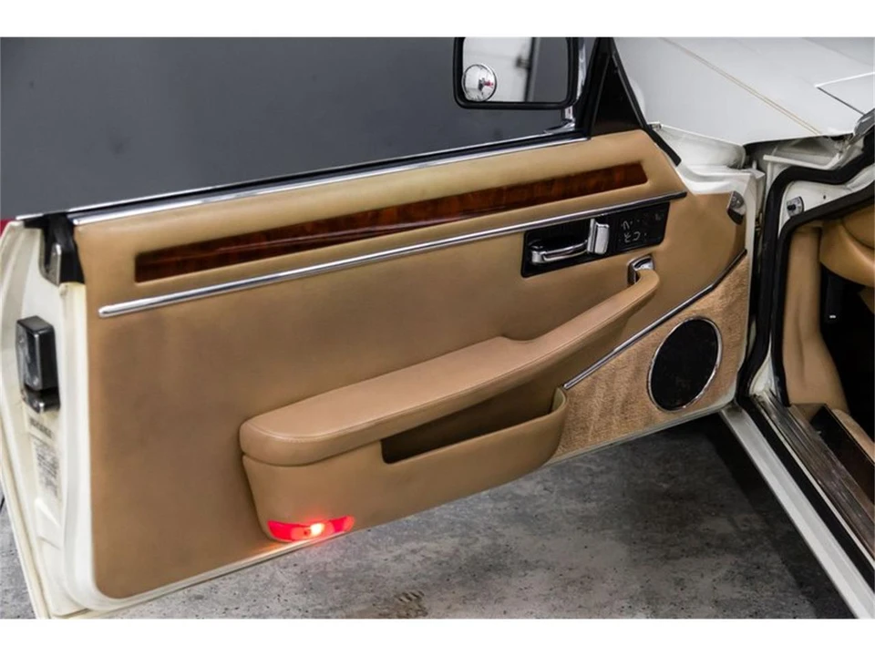 1994 Jaguar XJS Convertible - Image 24 of 31