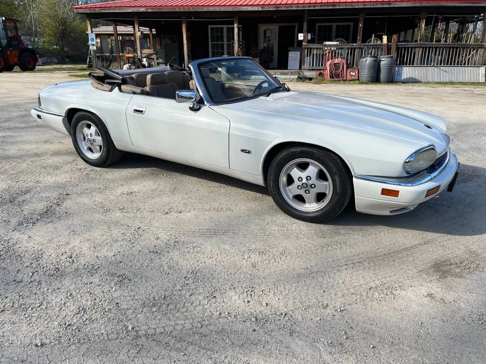 1994 Jaguar XJS Convertible - Image 5 of 12