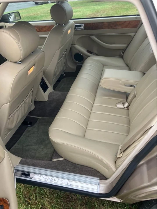1994 Jaguar X300 XJ - Image 8 of 10