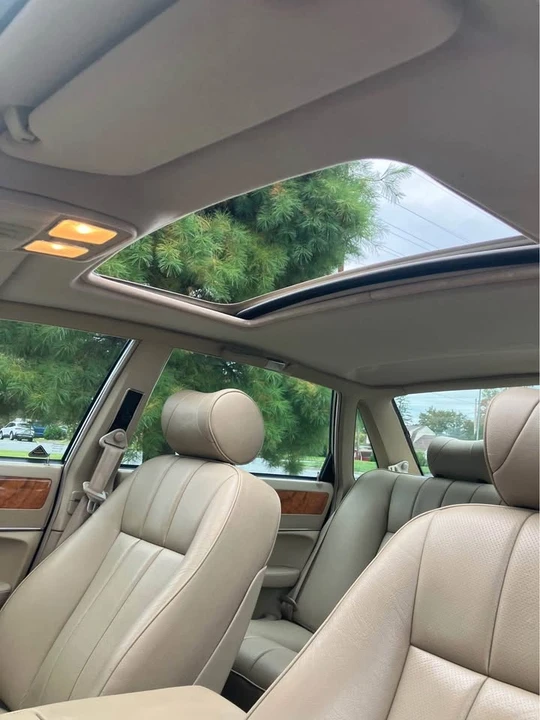 1994 Jaguar X300 XJ - Image 3 of 10