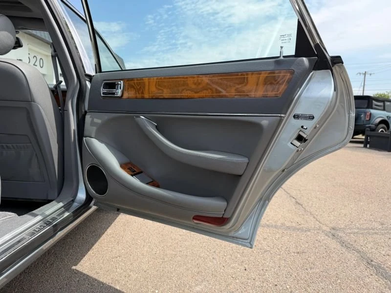1994 Jaguar XJ40 XJ - Image 9 of 19
