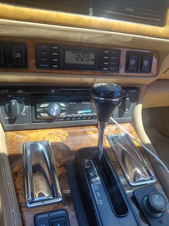 1994 Jaguar XJS Convertible - Image 6 of 7