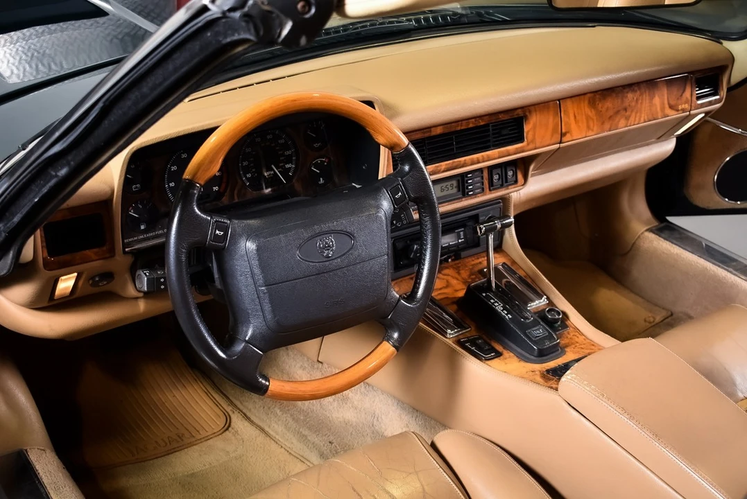 1994 Jaguar XJS Facelift AJ-16 - Image 17 of 30