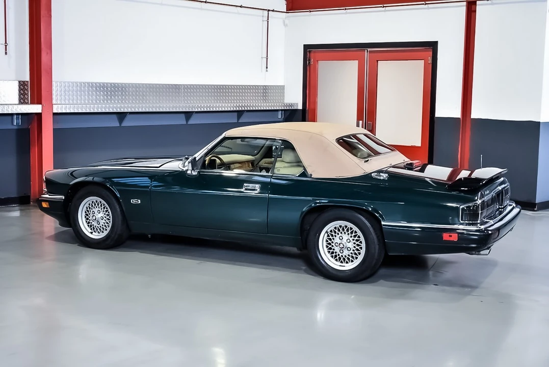 1994 Jaguar XJS Facelift AJ-16 - Image 13 of 30