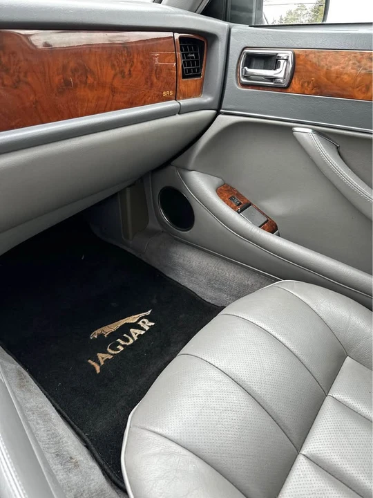 1994 Jaguar XJ40 XJ - Image 14 of 19