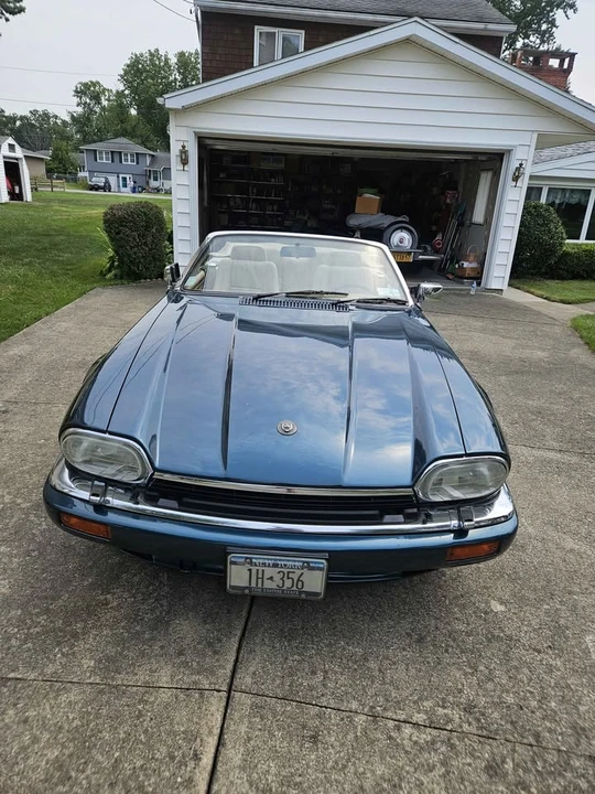 1994 Jaguar XJS Convertible - Image 2 of 10