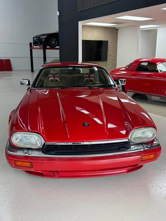 1994 Jaguar XJS - Image 2 of 10