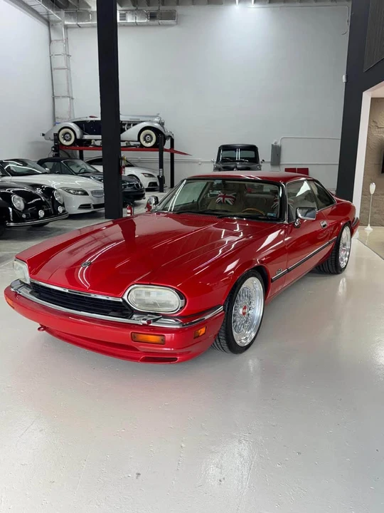 1994 Jaguar XJS - Image 3 of 10