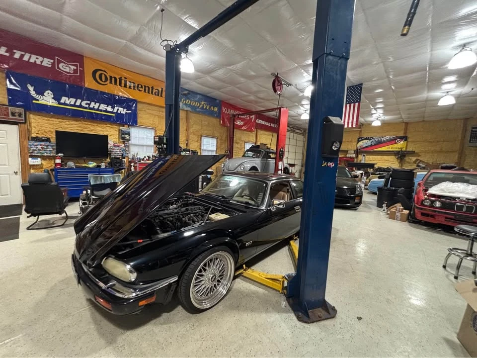 1994 Jaguar XJS Facelift AJ-16 - Image 2 of 5