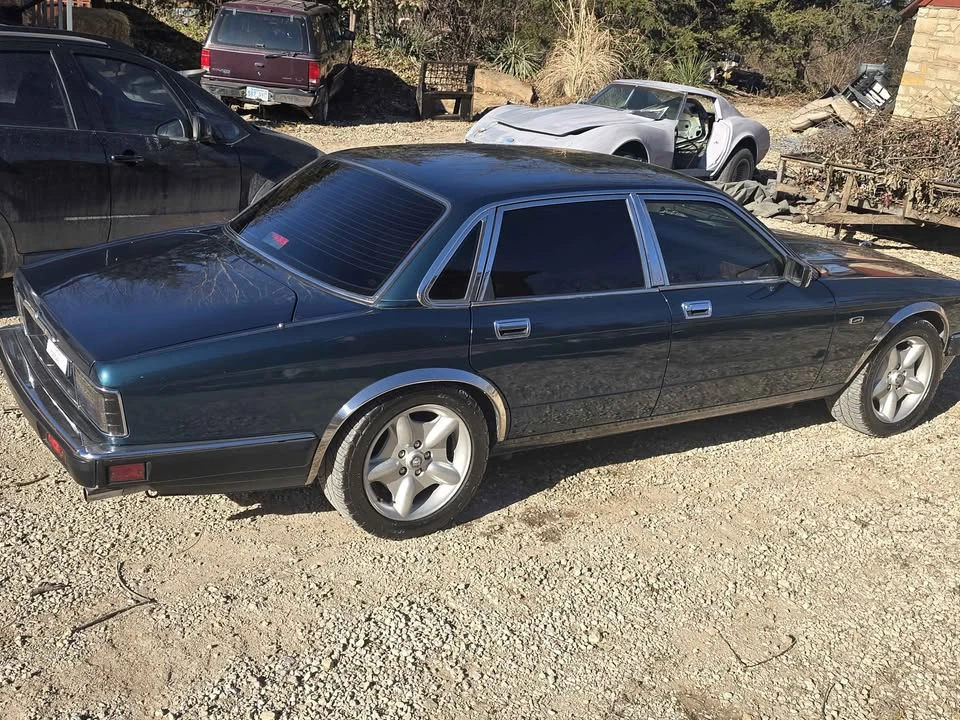 1994 Jaguar X300 XJ - Image 2 of 9