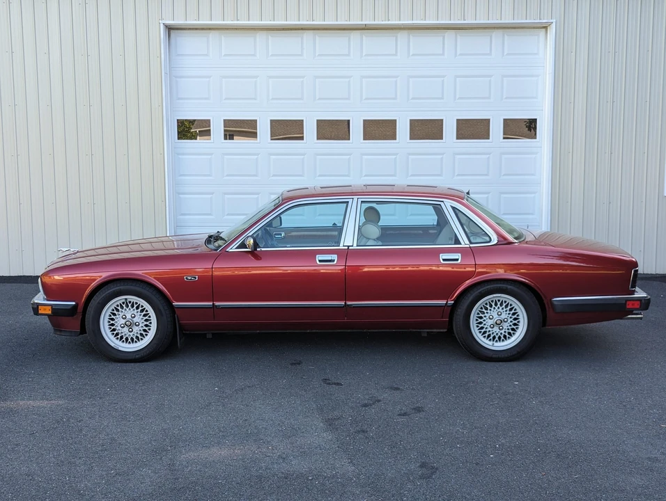 1994 Jaguar XJ40 XJ - Image 9 of 31
