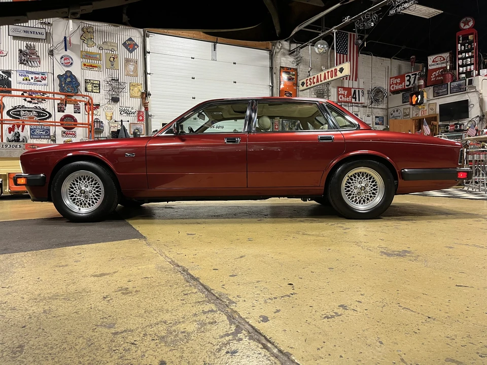 1994 Jaguar XJ40 XJ - Image 17 of 31