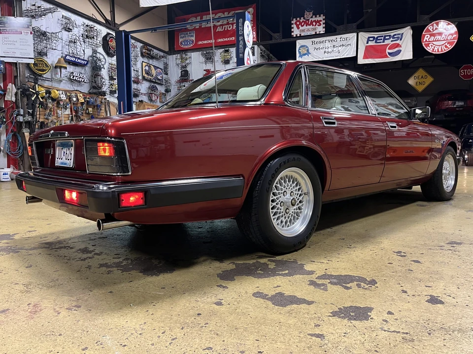 1994 Jaguar XJ40 XJ - Image 10 of 31