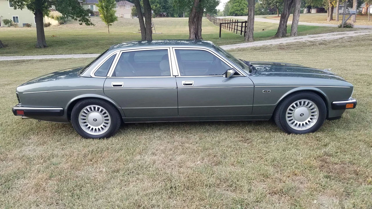 1994 Jaguar XJ Series 4 - Image 12 of 31