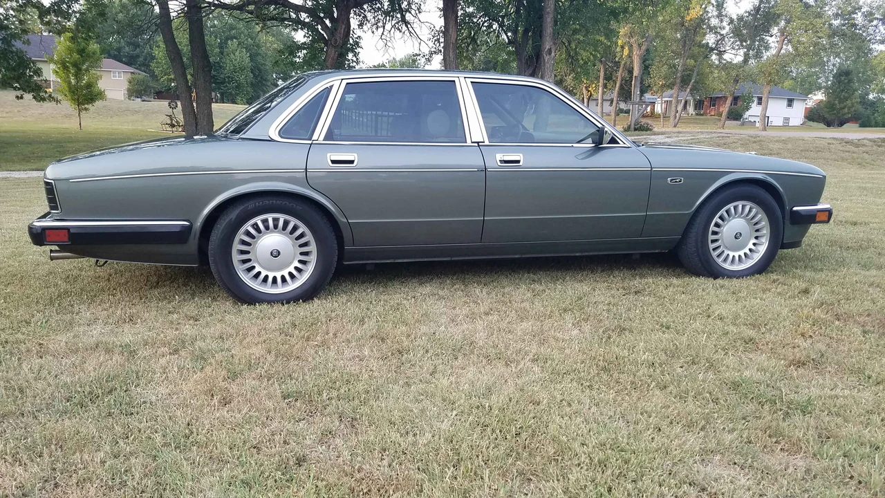 1994 Jaguar XJ Series 4 - Image 13 of 31